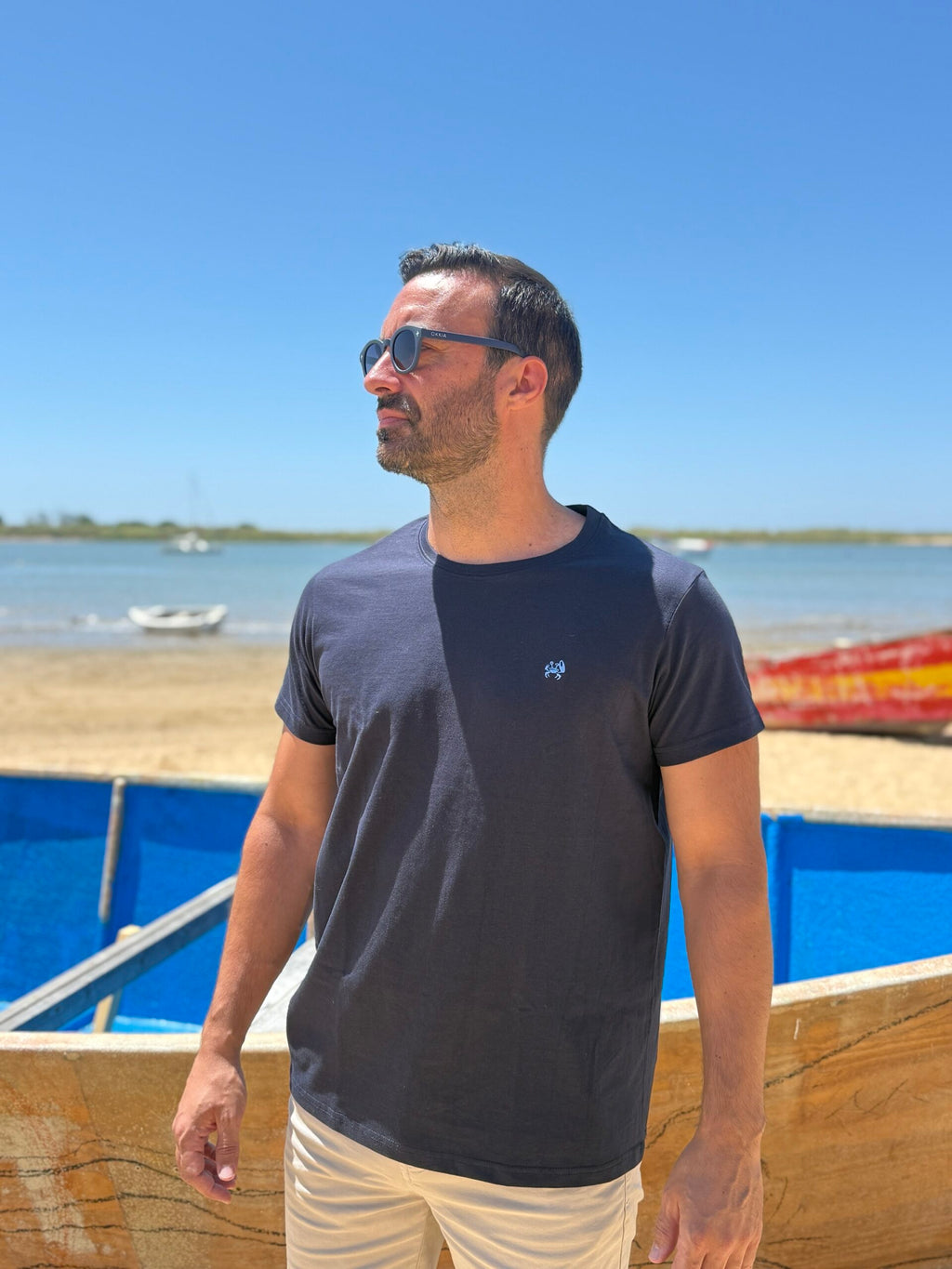 Camiseta bordada