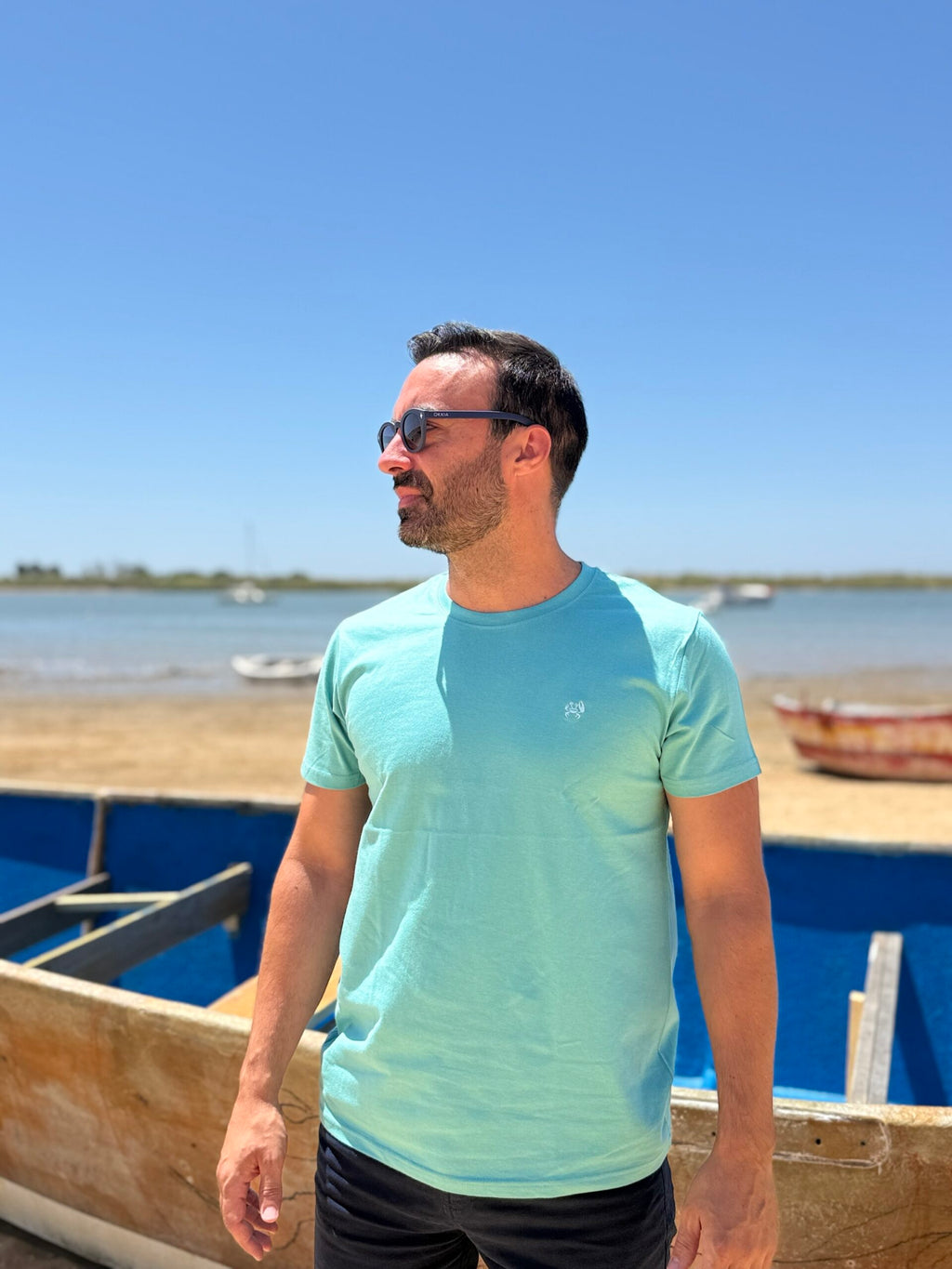 Camiseta bordada